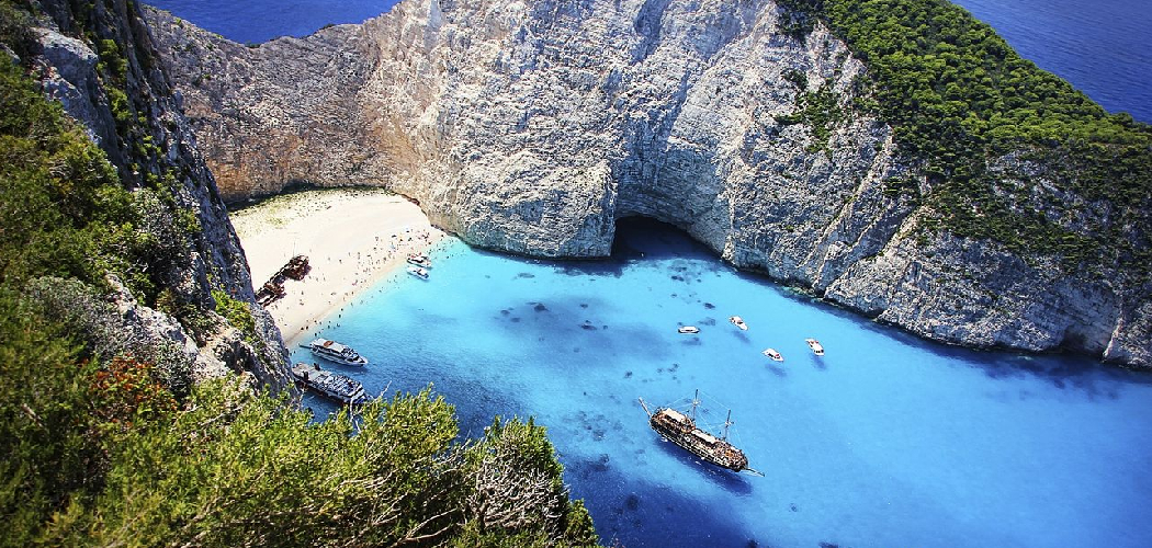 How to Travel From Athens to Corfu
