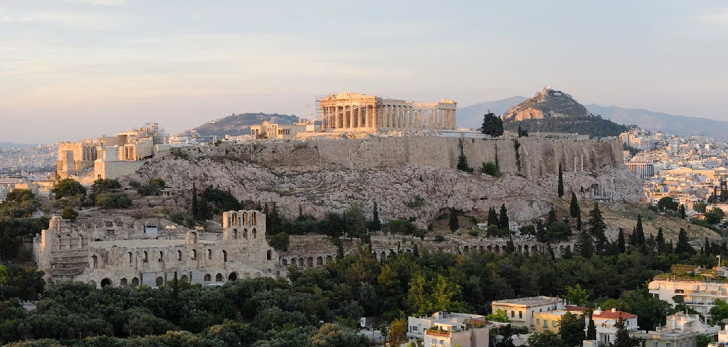 How to Travel From Athens to Delphi