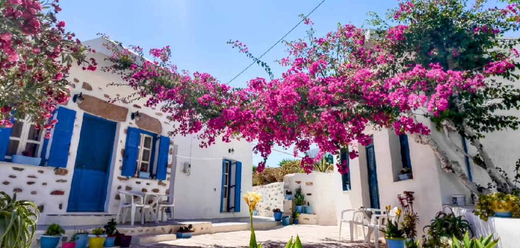 How to Travel From Mykonos to Paros