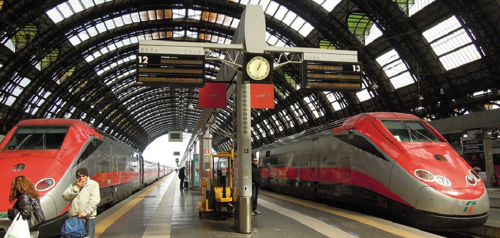 How to Travel from Milan to Venice