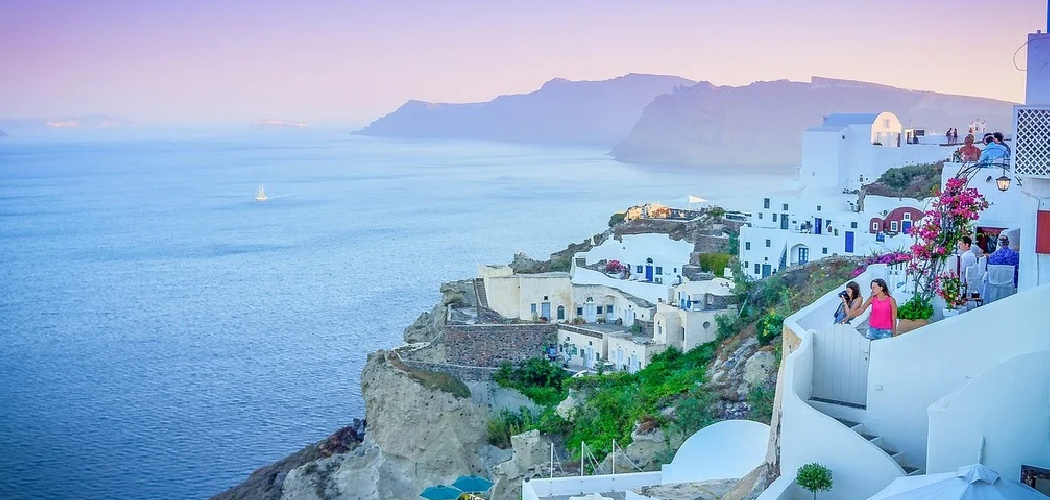 How to Travel from Mykonos to Santorini