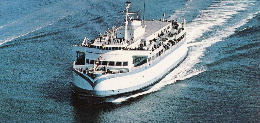 How to Travel from Vancouver to Victoria