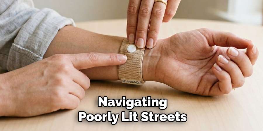 Navigating
Poorly Lit Streets