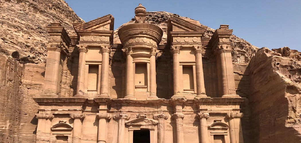 How to Travel to Petra